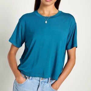 Women's Blue Crewneck Short Sleeve Top